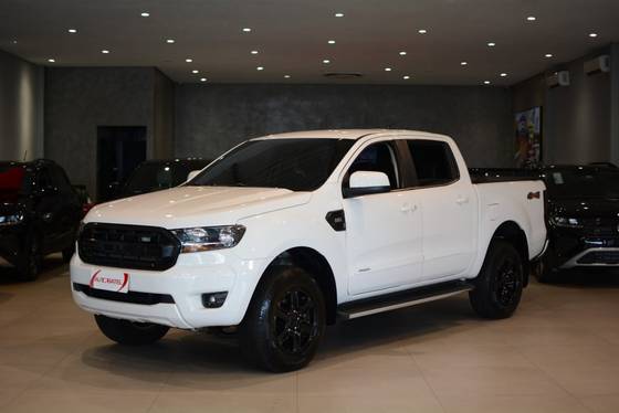 FORD RANGER 2.2 XLS 4X4 CD 16V DIESEL 4P AUTOMÁTICO FORD RANGER 2.2 XLS 4X4 CD 16V DIESEL 4P AUTOMÁTICO